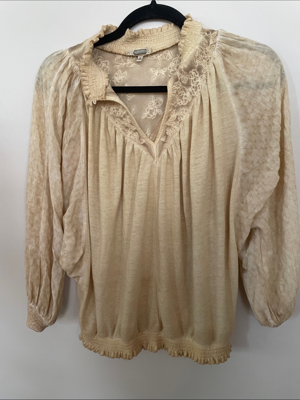 gimmicks by BKE Cream Lace-Trim Boho Peasant Tunic